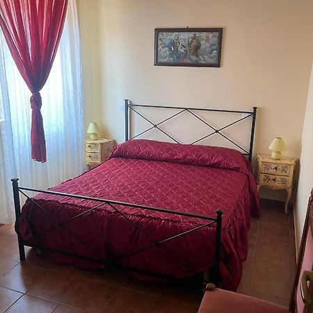 Appartamentino Di Corso Umberto Ronciglione  Bagian luar foto