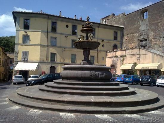 Appartamentino Di Corso Umberto Ronciglione  Bagian luar foto