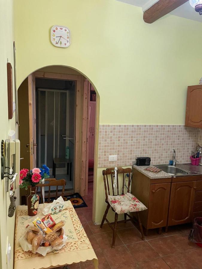 Appartamentino Di Corso Umberto Ronciglione  Bagian luar foto