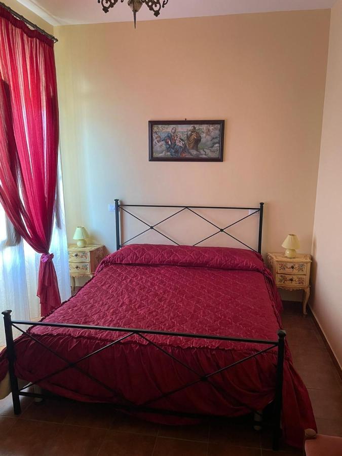 Appartamentino Di Corso Umberto Ronciglione  Bagian luar foto